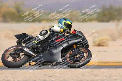 media/Dec-15-2023-Apex Assassins (Fri) [[91f19fb1c7]]/Trackday 2/Session 2 (Turn 4)/